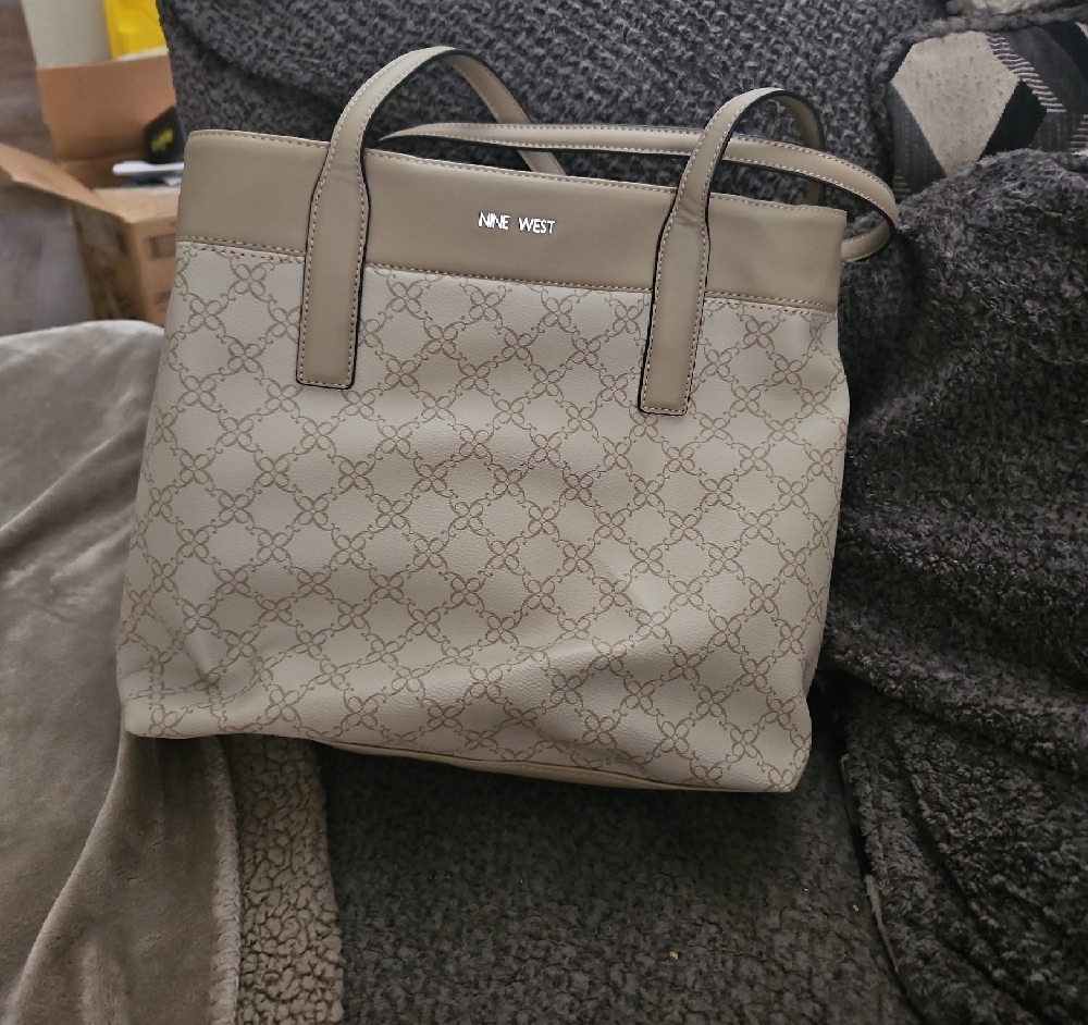 Nine West Gray Tote Bag with Sleek Design and Versatile Style